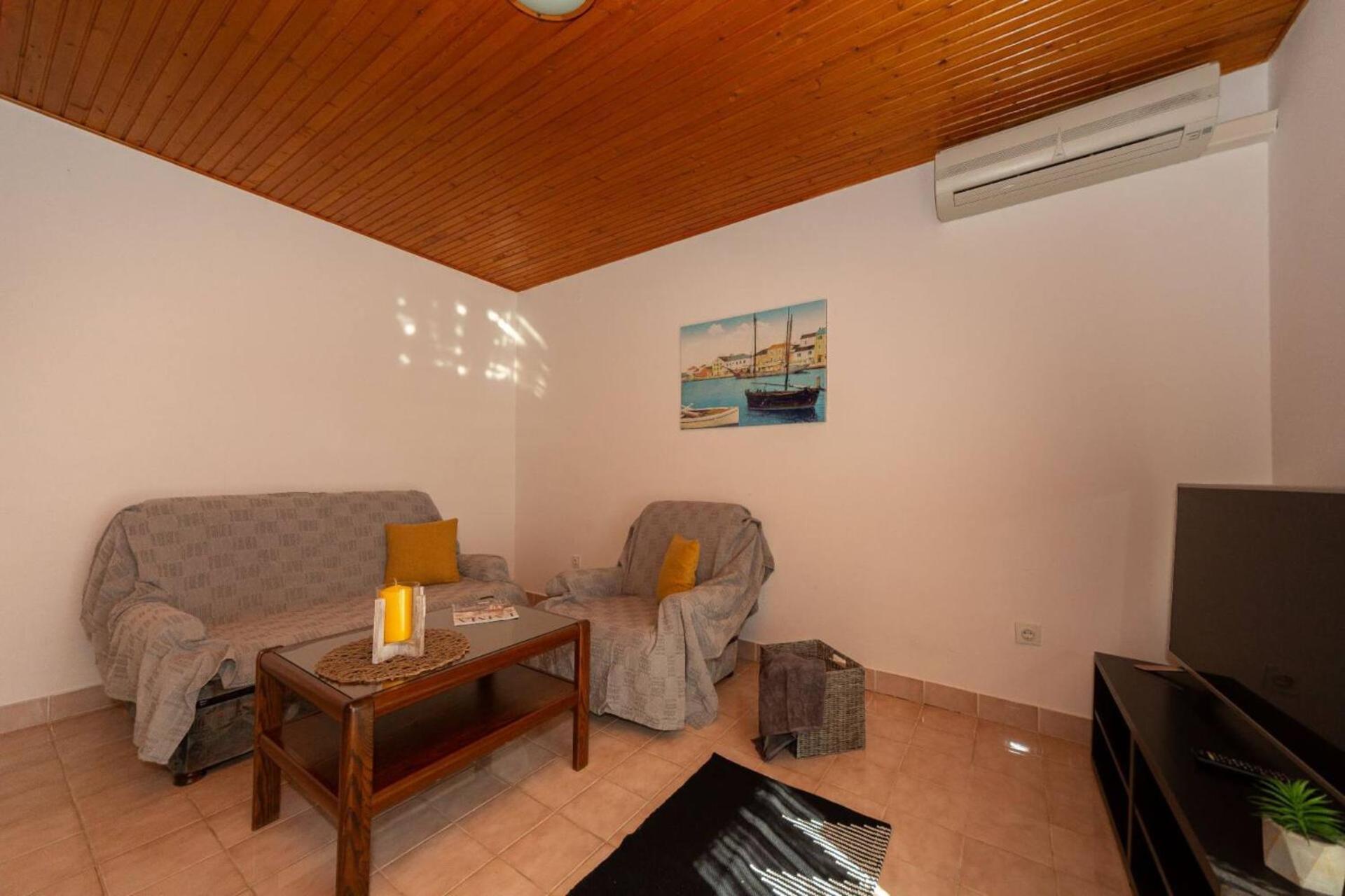 Three Bedroom Apartment In Biograd ビオグラード・ナ・モル エクステリア 写真
