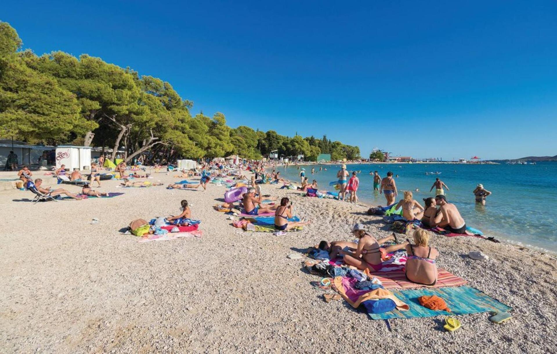 Three Bedroom Apartment In Biograd ビオグラード・ナ・モル エクステリア 写真