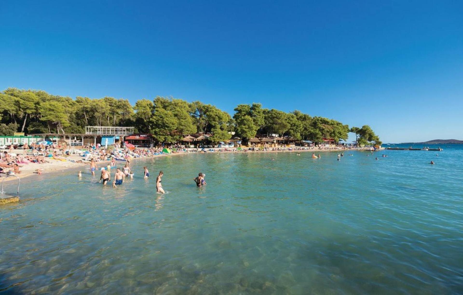 Three Bedroom Apartment In Biograd ビオグラード・ナ・モル エクステリア 写真
