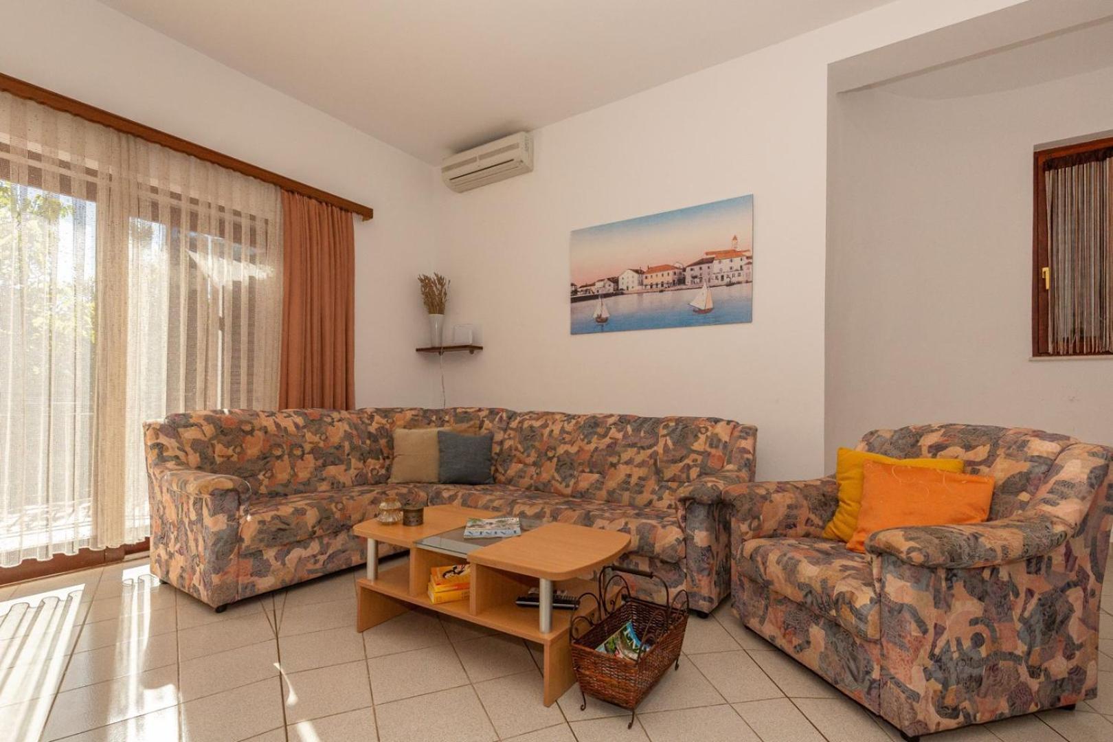 Three Bedroom Apartment In Biograd ビオグラード・ナ・モル エクステリア 写真