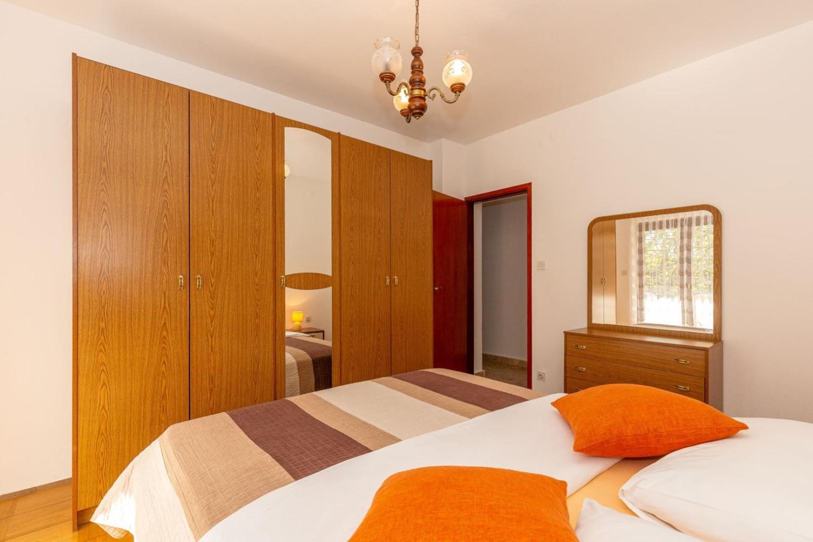 Three Bedroom Apartment In Biograd ビオグラード・ナ・モル エクステリア 写真